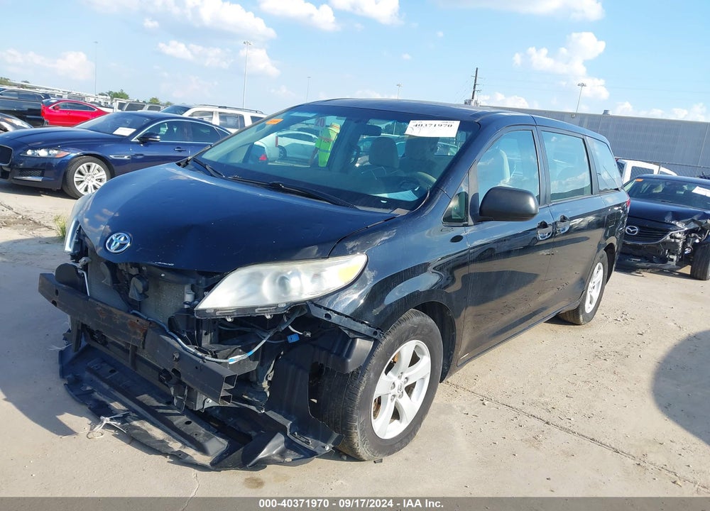 2011 TOYOTA SIENNA VIN: 5TDKA3DC3BS008525