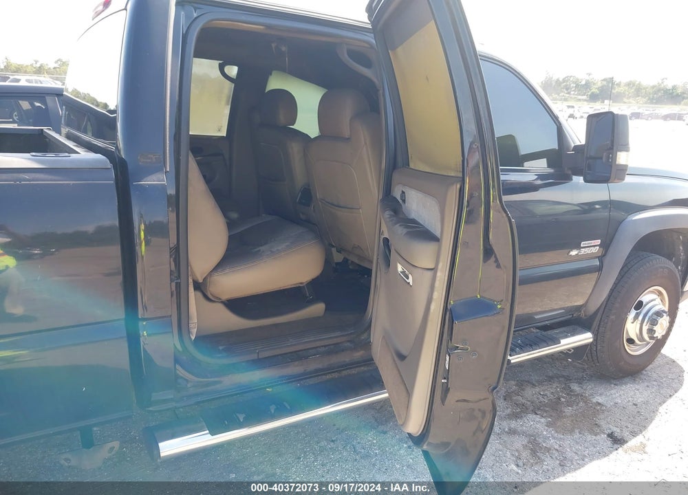 2003 CHEVROLET SILVERADO 3500 LT VIN: 1GCJK33183F156227