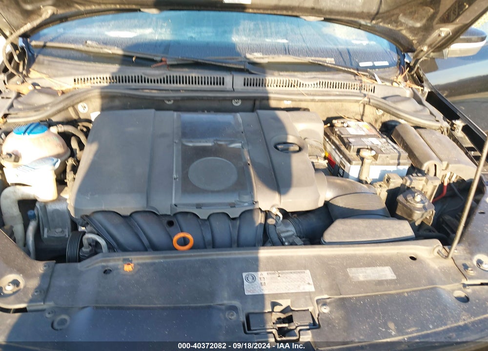 2012 VOLKSWAGEN JETTA 2.5L SE VIN: 3VWDP7AJ8CM425039