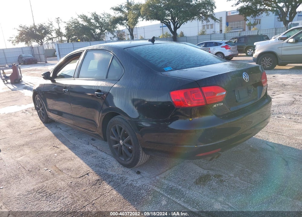 2012 VOLKSWAGEN JETTA 2.5L SE VIN: 3VWDP7AJ8CM425039