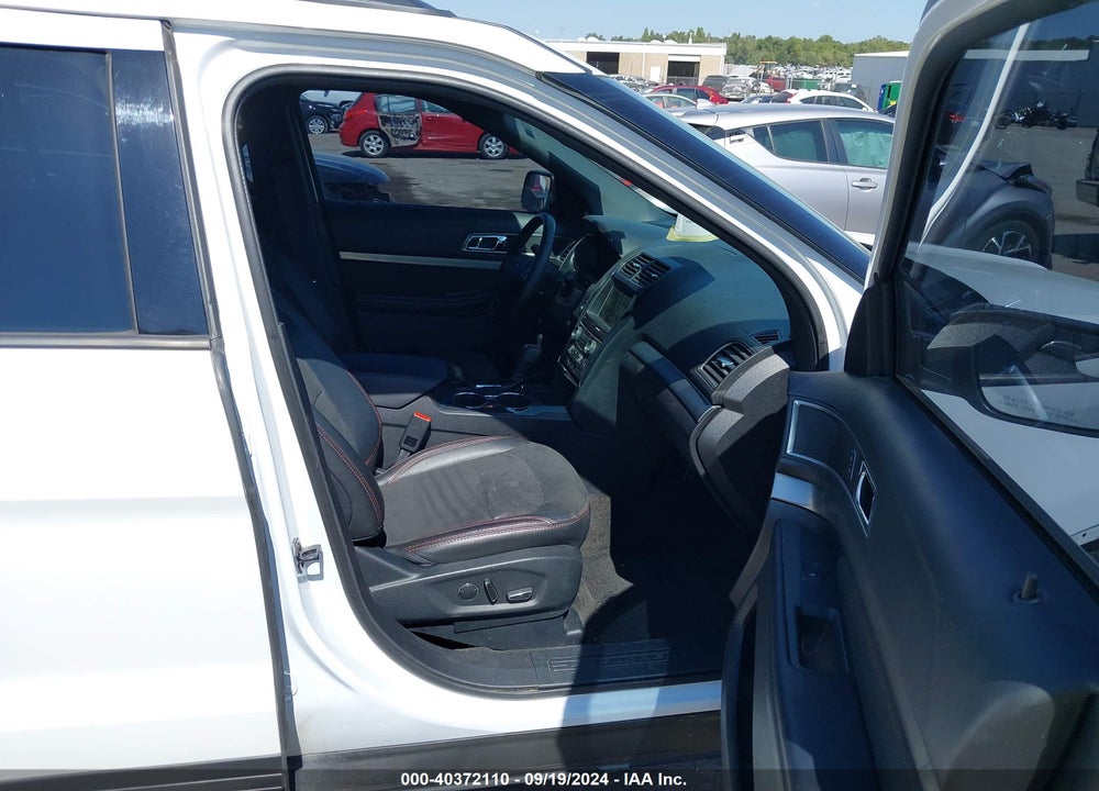 2018 FORD EXPLORER XLT VIN: 1FM5K7D87JGA79731
