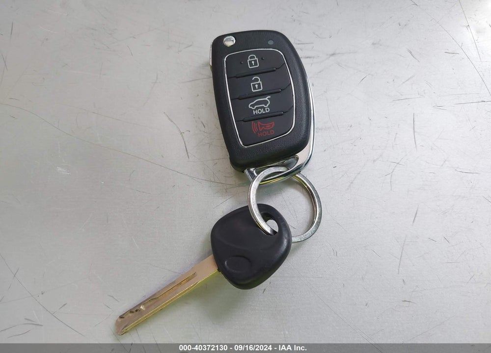 2016 HYUNDAI SONATA SE VIN: 5NPE24AFXGH285801