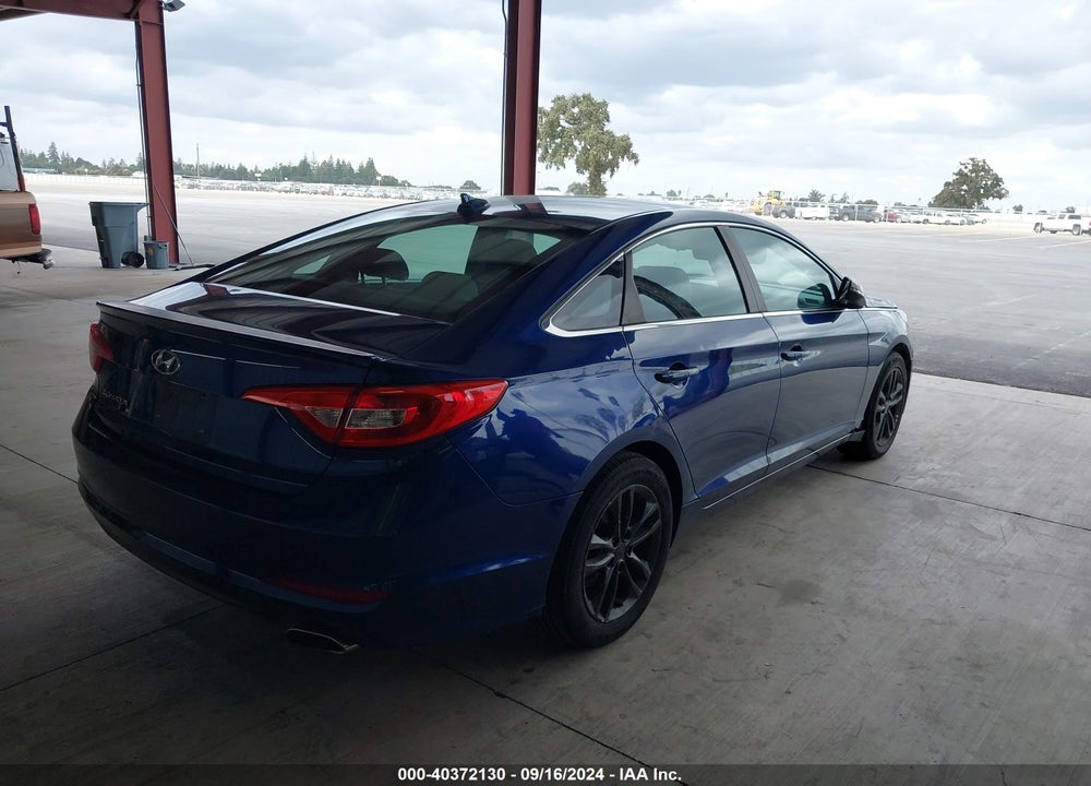 2016 HYUNDAI SONATA SE VIN: 5NPE24AFXGH285801