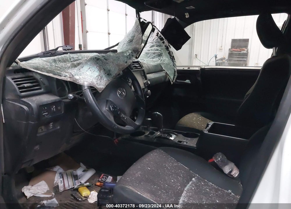 2020 TOYOTA 4RUNNER TRD OFF ROAD VIN: JTEBU5JR9L5800614