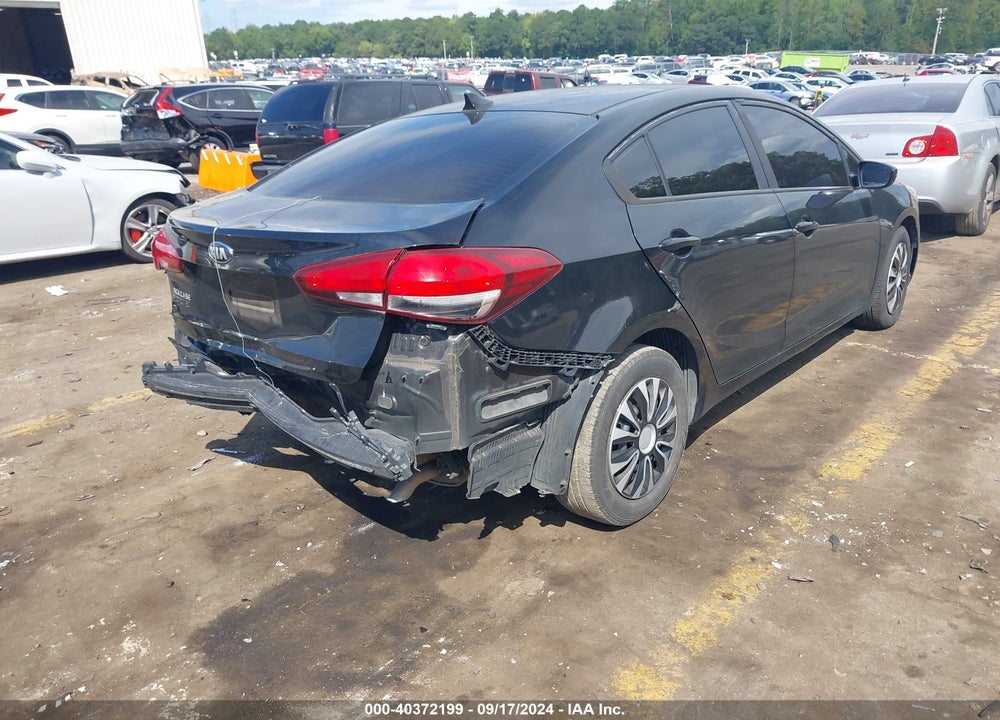 2018 KIA FORTE LX VIN: 3KPFK4A78JE244480