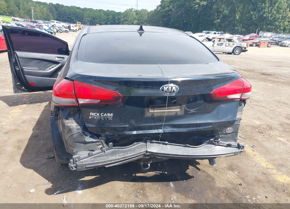 2018 KIA FORTE LX VIN: 3KPFK4A78JE244480