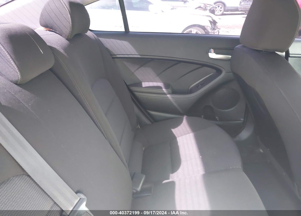 2018 KIA FORTE LX VIN: 3KPFK4A78JE244480