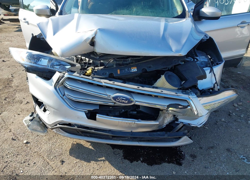 2019 FORD ESCAPE SE VIN: 1FMCU9GD9KUA08233