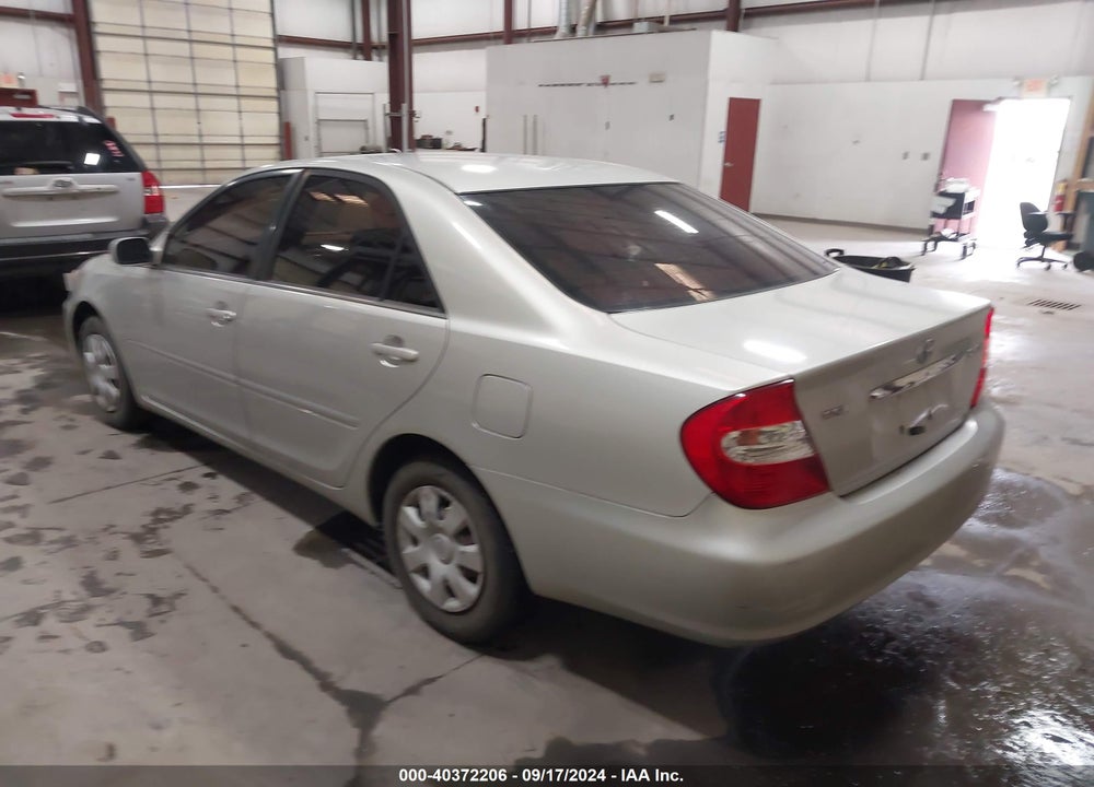 2002 TOYOTA CAMRY LE VIN: JTDBE32K720105387