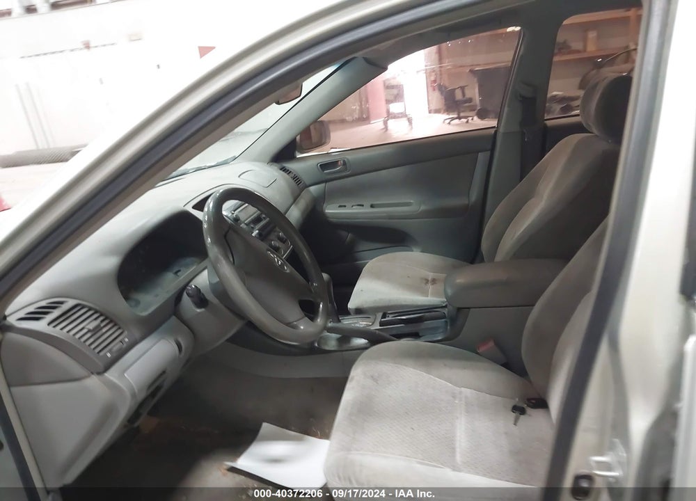 2002 TOYOTA CAMRY LE VIN: JTDBE32K720105387