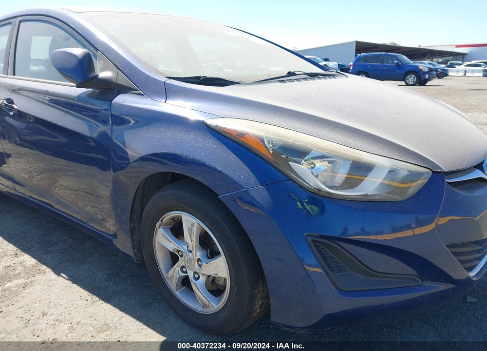 2015 HYUNDAI ELANTRA SE VIN: 5NPDH4AE7FH563716