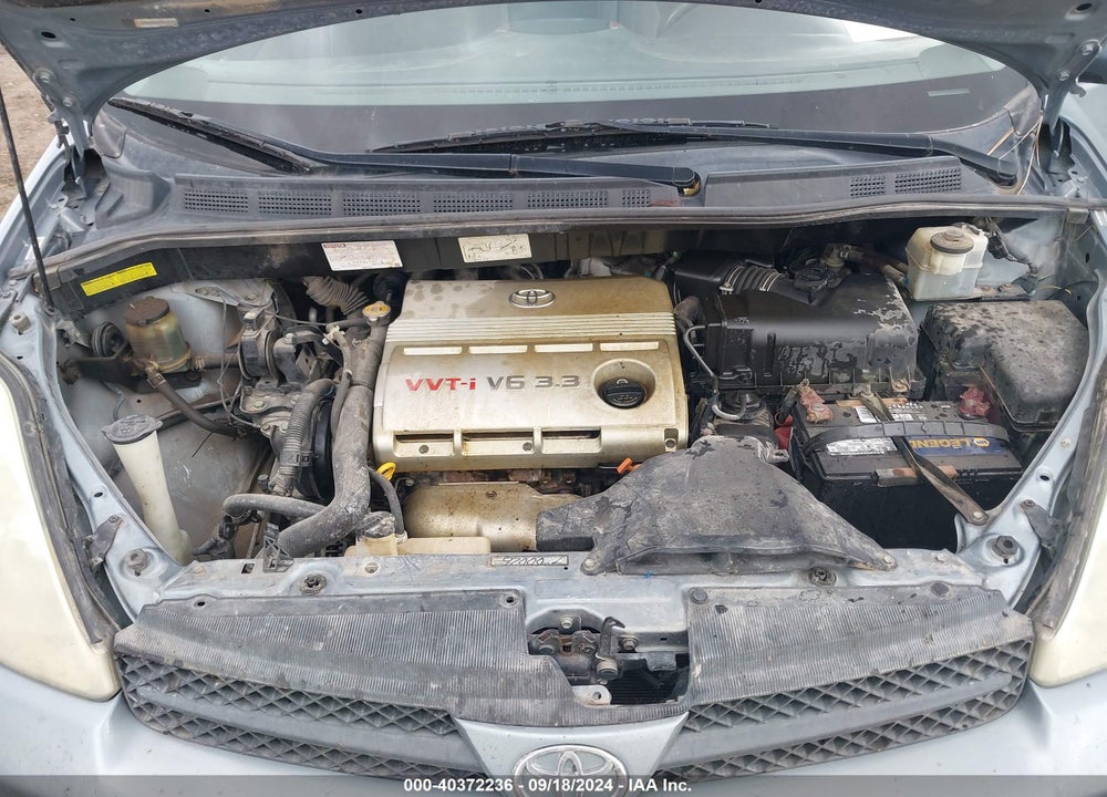 2004 TOYOTA SIENNA XLE VIN: 5TDZA22C74S102390
