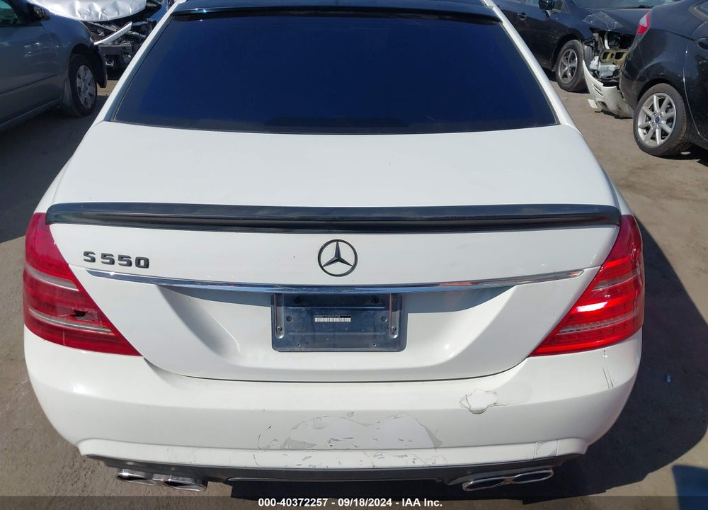 2009 MERCEDES-BENZ S 550 VIN: WDDNG71X69A263788