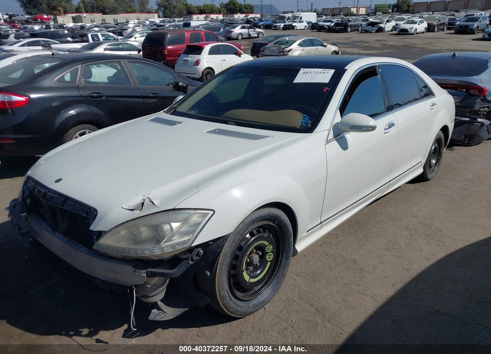 2009 MERCEDES-BENZ S 550 VIN: WDDNG71X69A263788