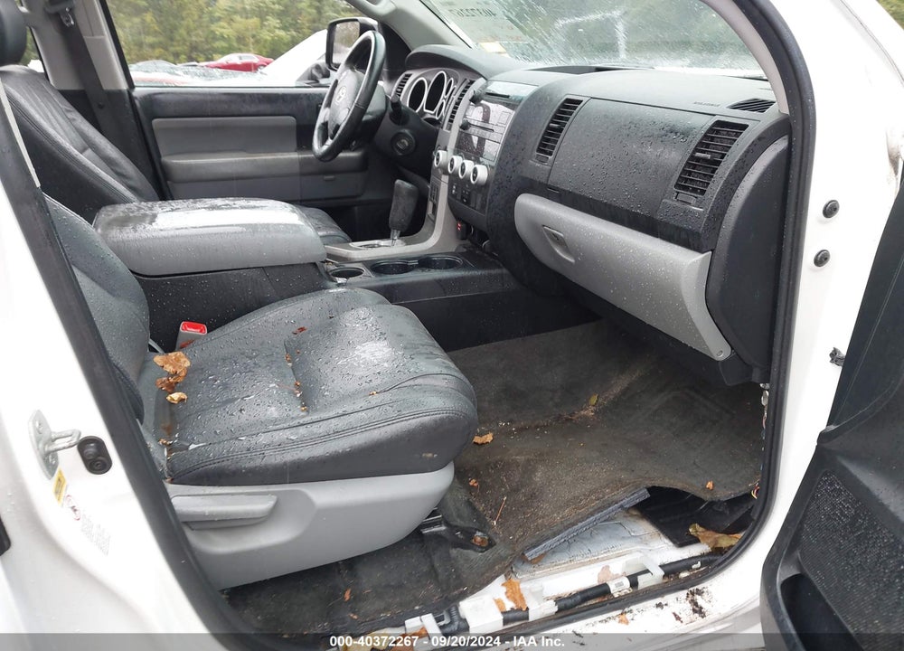 2012 TOYOTA SEQUOIA SR5 5.7L V8 VIN: 5TDBY5G14CS055677