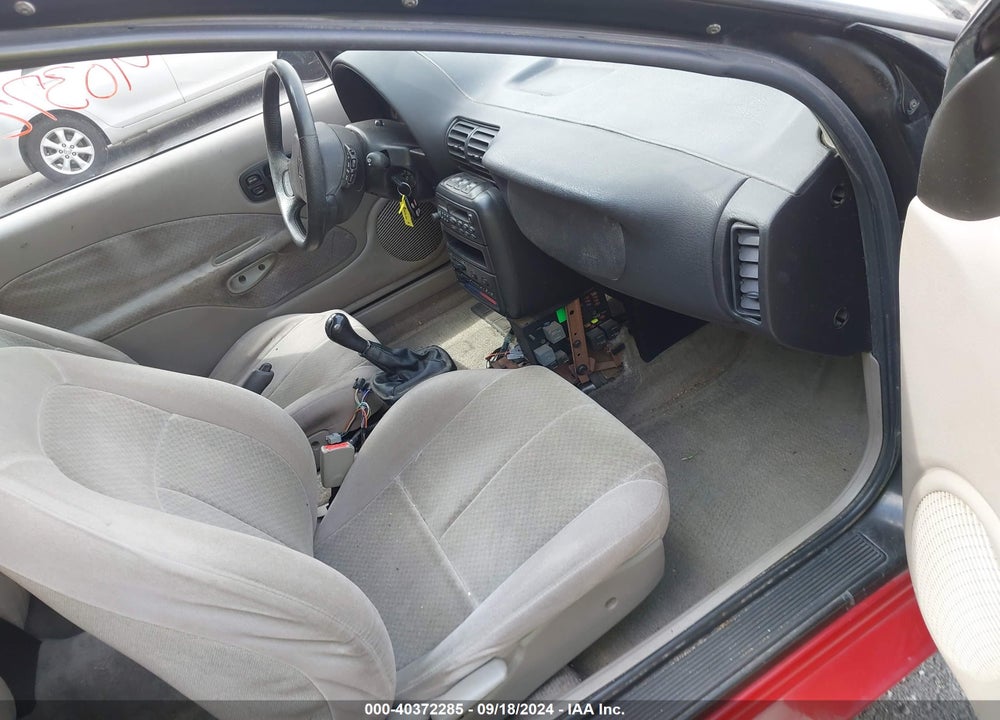 1998 SATURN SC2 VIN: 1G8ZG1270WZ279287