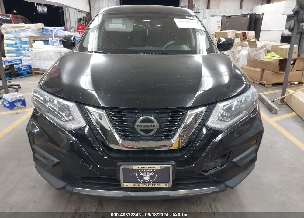 2018 NISSAN ROGUE S VIN: KNMAT2MT6JP605869
