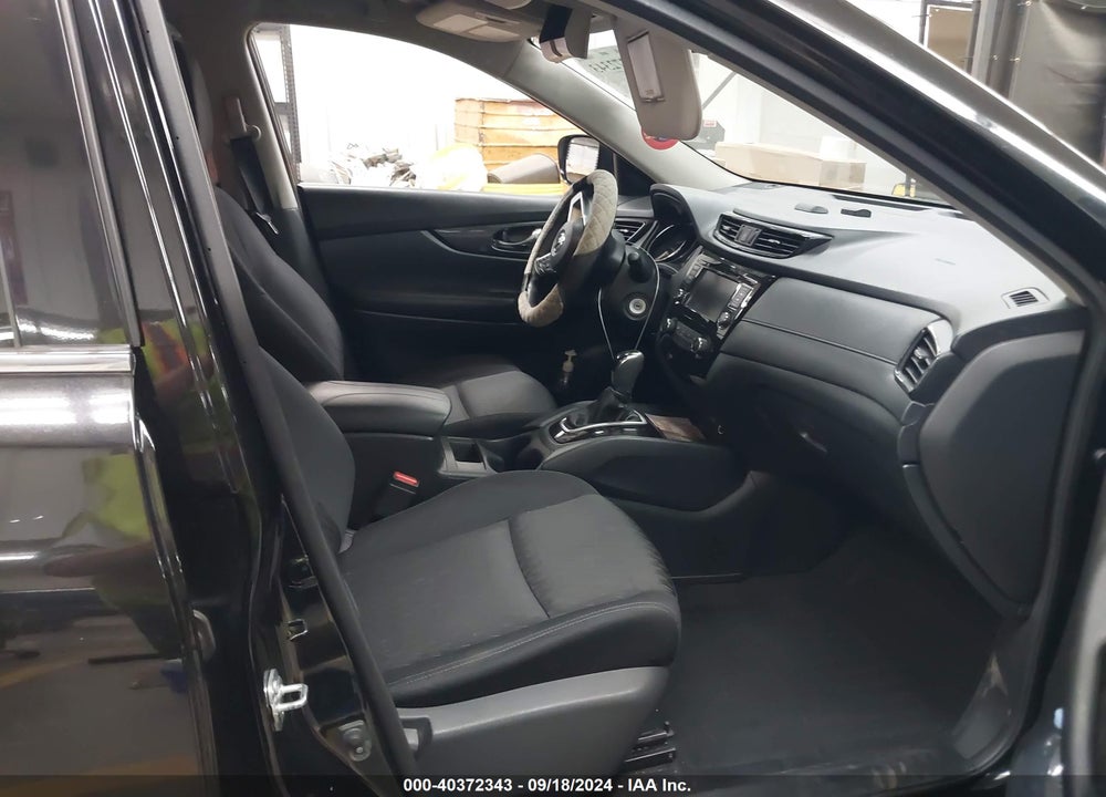 2018 NISSAN ROGUE S VIN: KNMAT2MT6JP605869