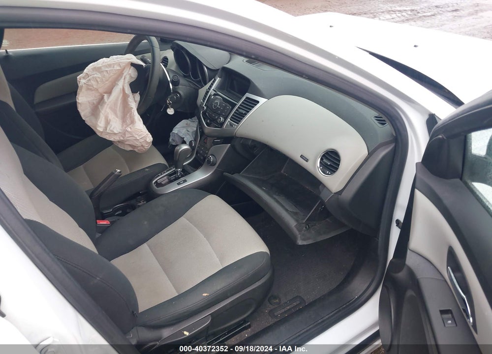 2012 CHEVROLET CRUZE LS VIN: 1G1PC5SH1C7220872