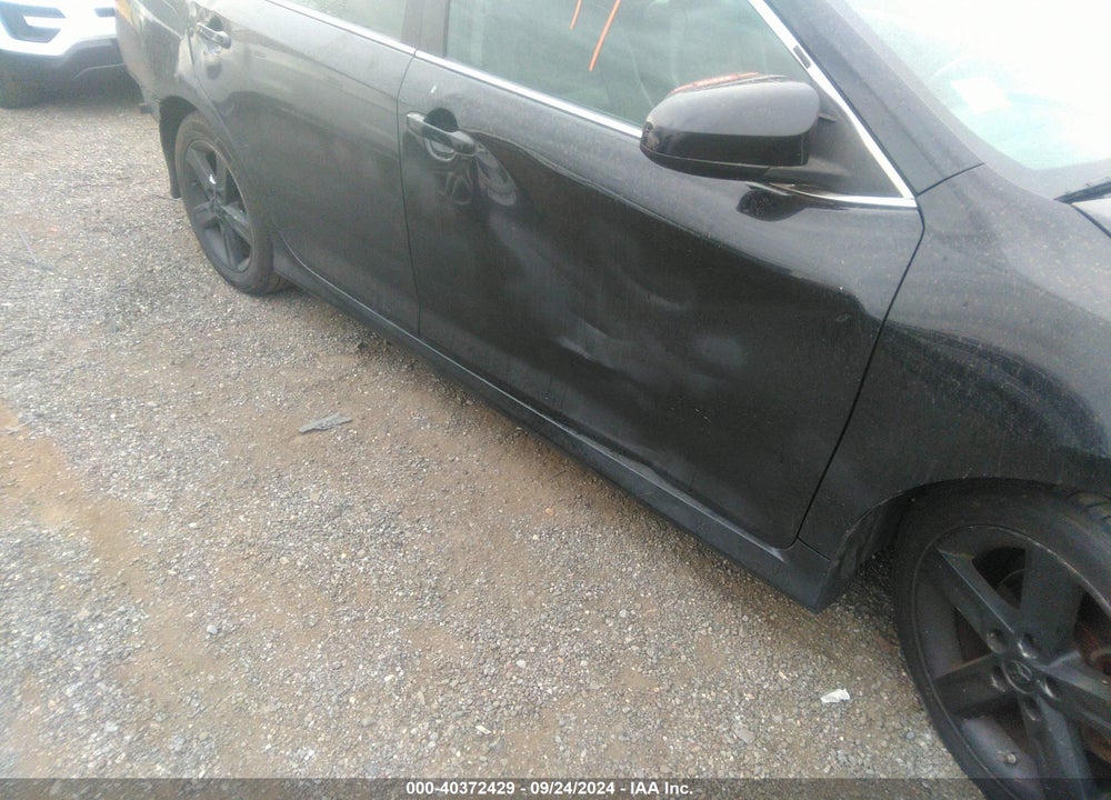 2014 TOYOTA CAMRY SE VIN: 4T1BF1FK8EU469001