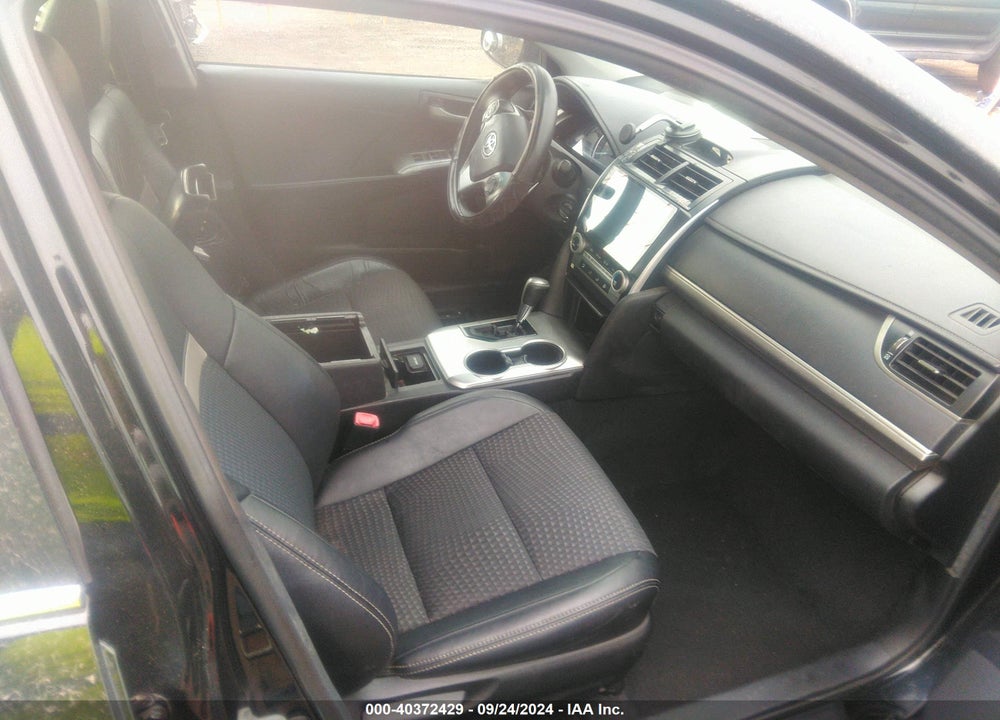 2014 TOYOTA CAMRY SE VIN: 4T1BF1FK8EU469001