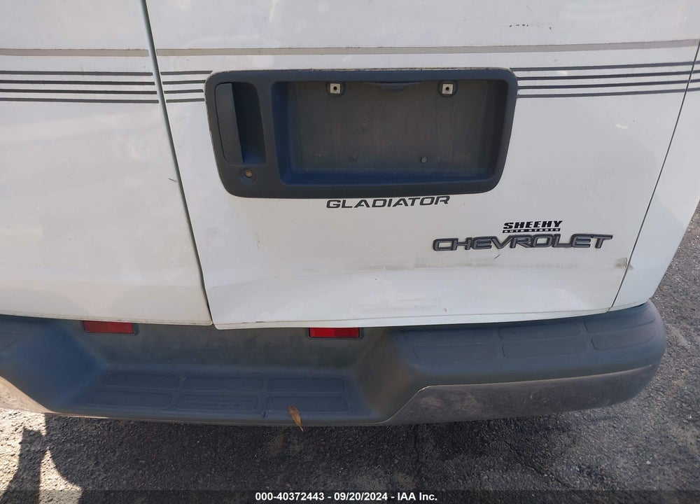 2000 CHEVROLET EXPRESS UPFITTER PKG. VIN: 1GBFG15RXY1226480