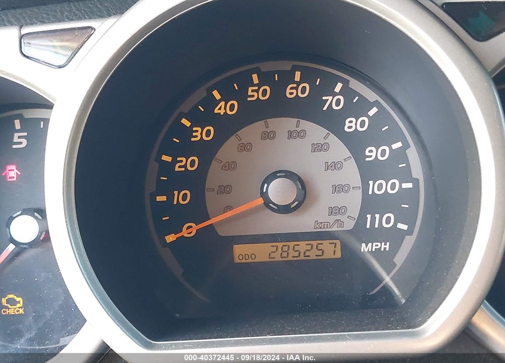 2005 TOYOTA 4RUNNER SR5 SPORT V8 VIN: JTEZT14R250022193