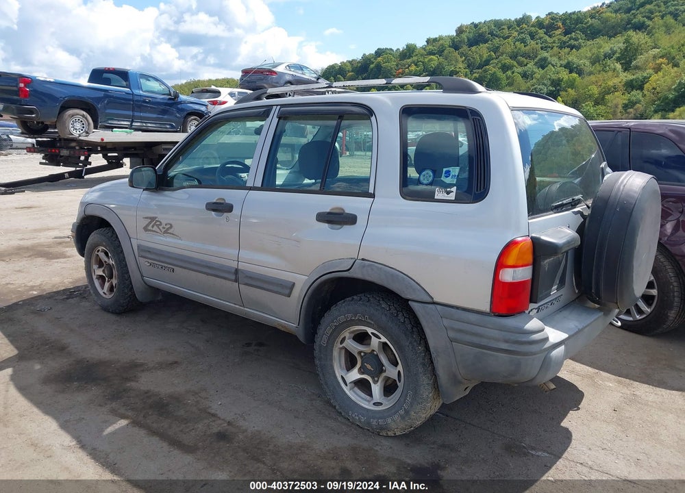 2001 CHEVROLET TRACKER VIN: 2CNBJ734916950195