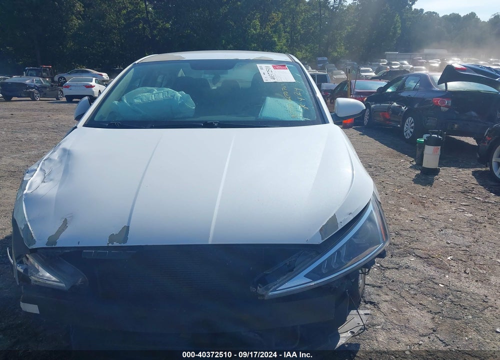 2019 HYUNDAI ELANTRA SE VIN: 5NPD74LF3KH412908