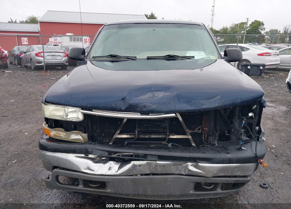 2004 CHEVROLET TAHOE LS VIN: 1GNEK13T04R186059