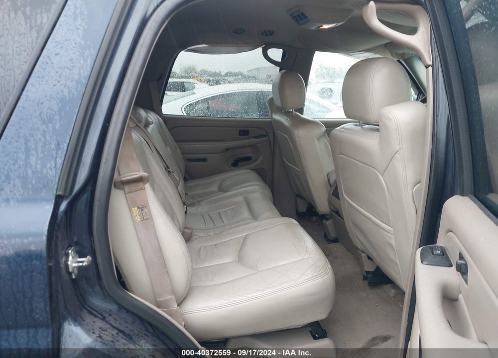 2004 CHEVROLET TAHOE LS VIN: 1GNEK13T04R186059