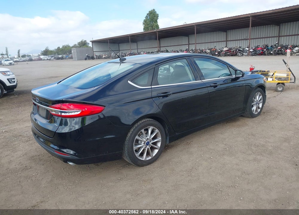 2017 FORD FUSION SE VIN: 3FA6P0H74HR221707
