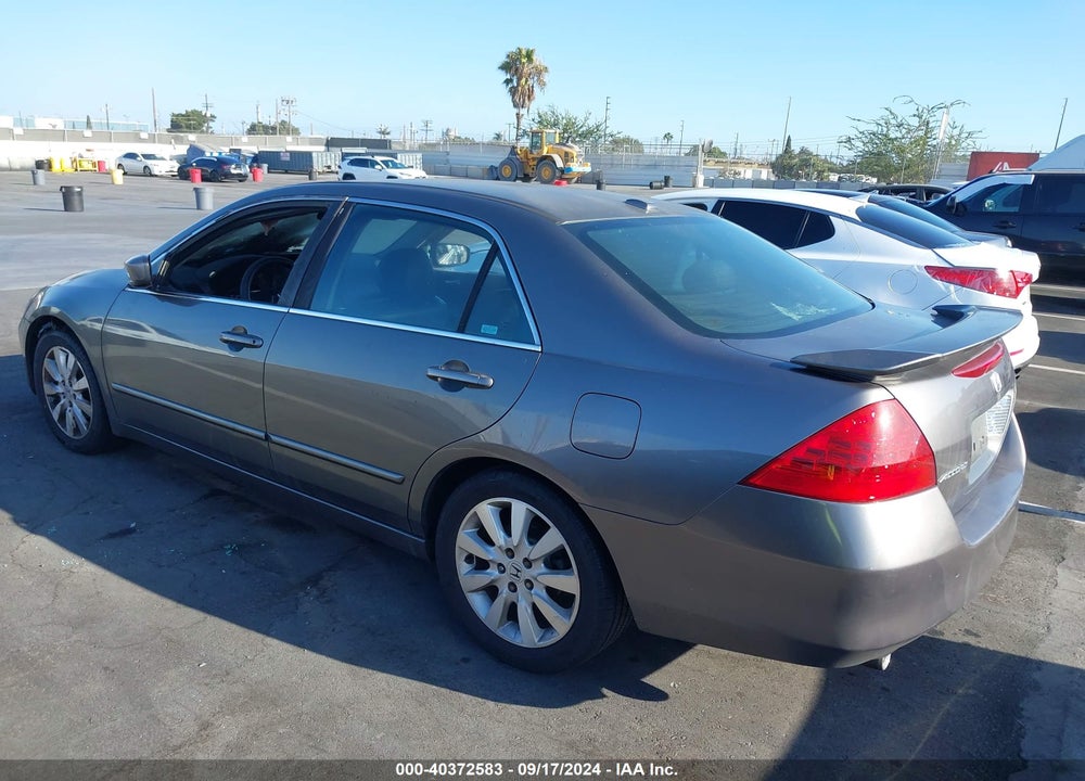 2006 HONDA ACCORD 3.0 EX VIN: 1HGCM665X6A005606