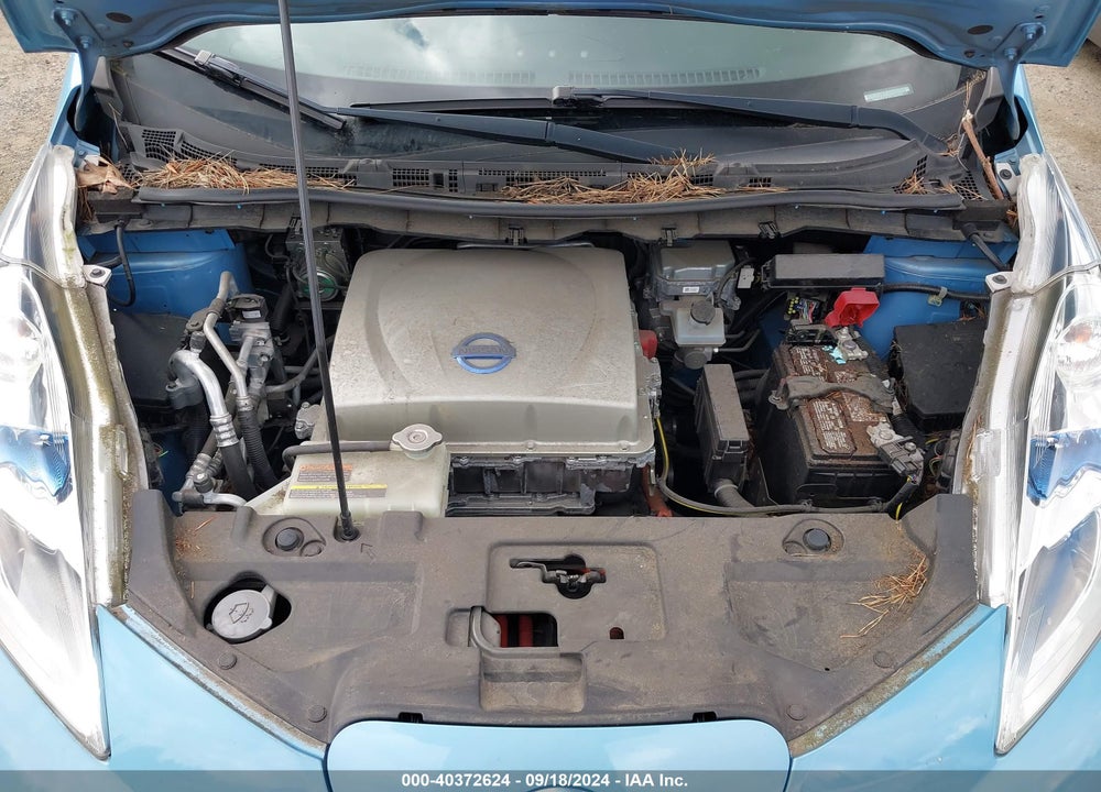 2015 NISSAN LEAF SV VIN: 1N4AZ0CP1FC333162