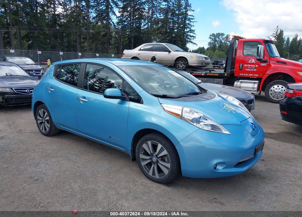 2015 NISSAN LEAF SV VIN: 1N4AZ0CP1FC333162