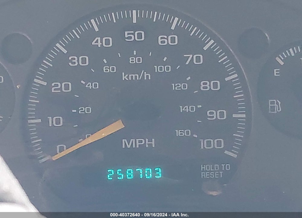 2000 CHEVROLET S-10 LS VIN: 1GCCS1955YK281949