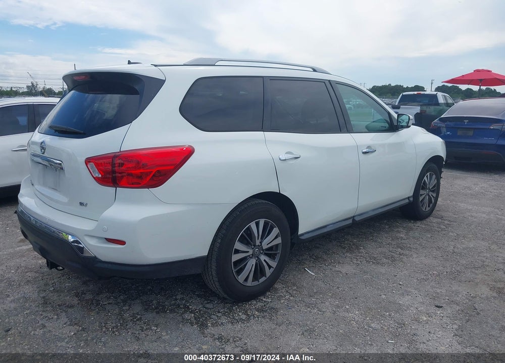 2017 NISSAN PATHFINDER SV VIN: 5N1DR2MN1HC633847