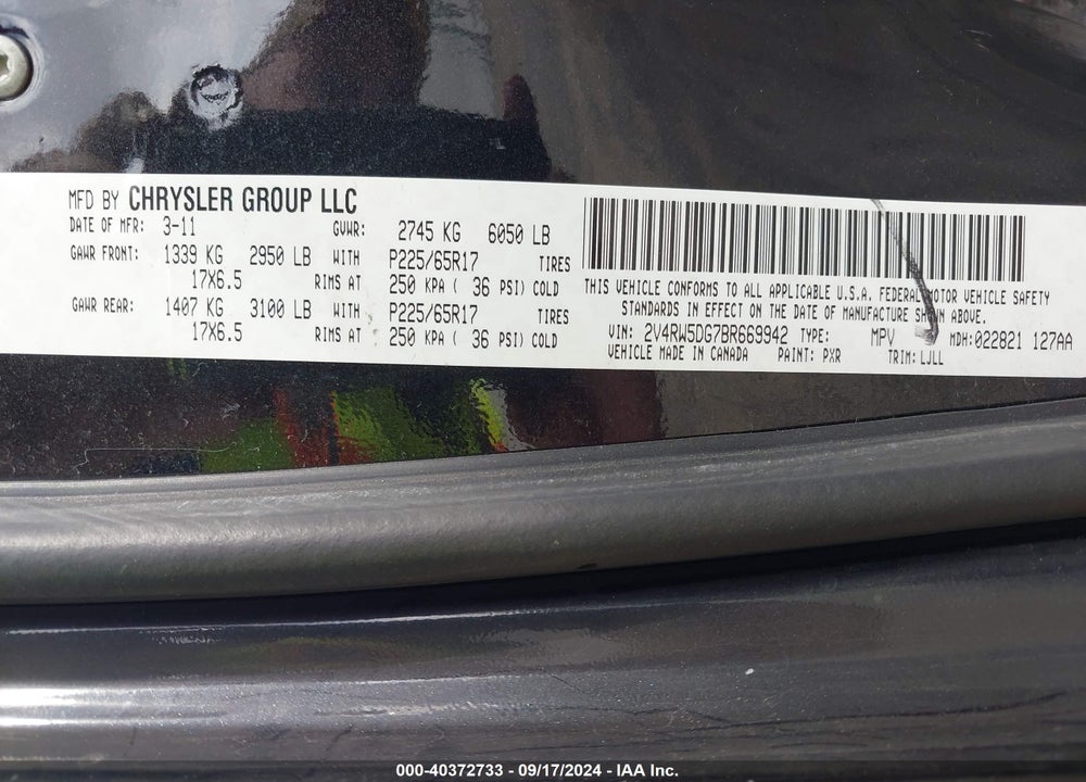 2011 VOLKSWAGEN ROUTAN SEL VIN: 2V4RW5DG7BR669942