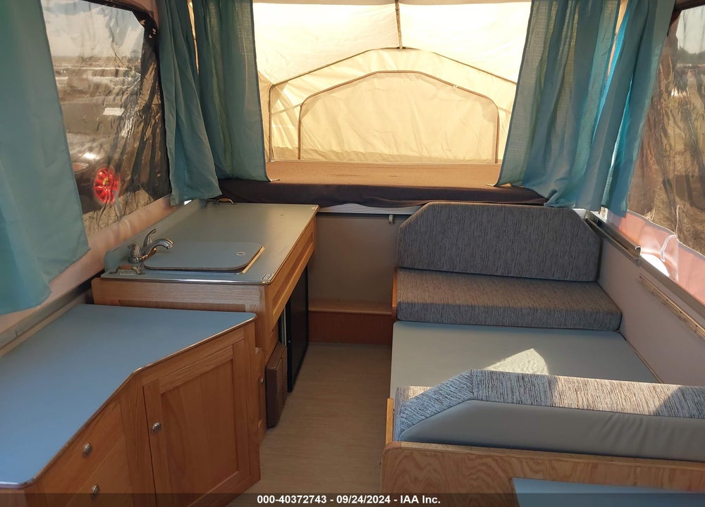 1994 FOREST RIVER ROCKWOOD 8280SS VIN: 1RWTC12C1RF004191