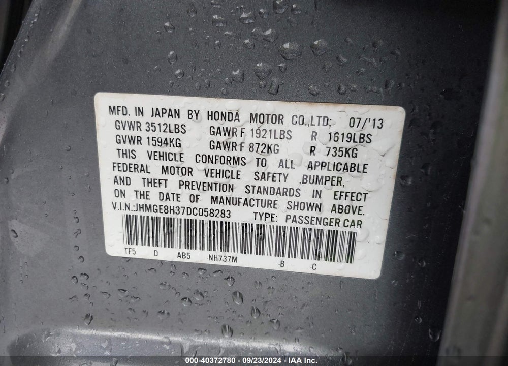2013 HONDA FIT VIN: JHMGE8H37DC058283
