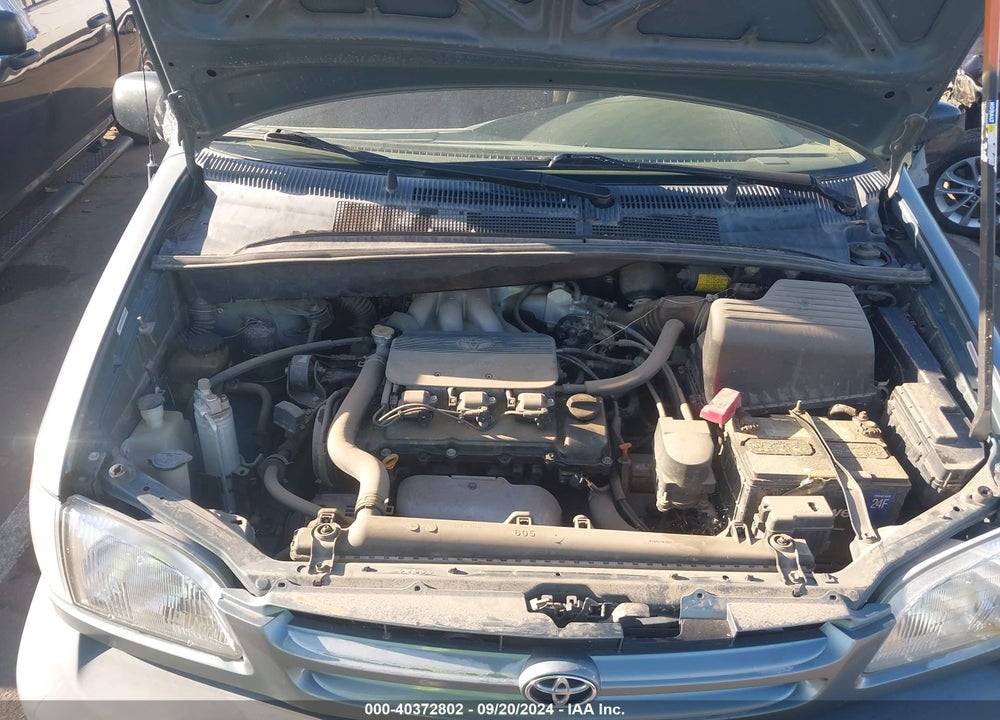 2000 TOYOTA SIENNA CE VIN: 4T3ZF19C1YU273965