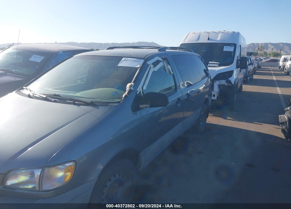 2000 TOYOTA SIENNA CE VIN: 4T3ZF19C1YU273965