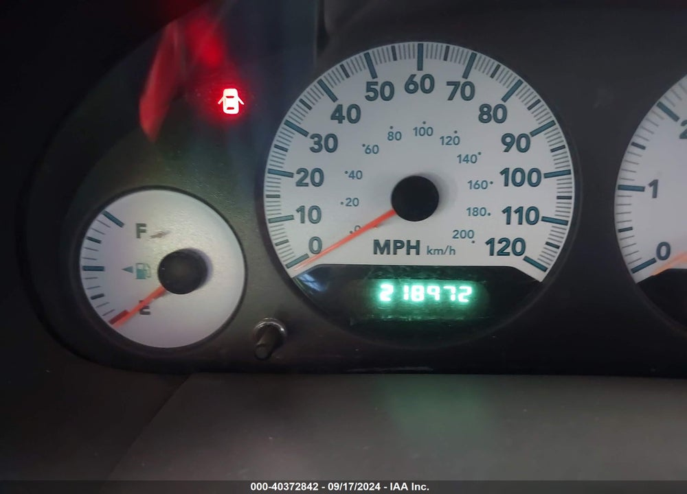 2005 DODGE CARAVAN SXT VIN: 1D4GP45R35B117983