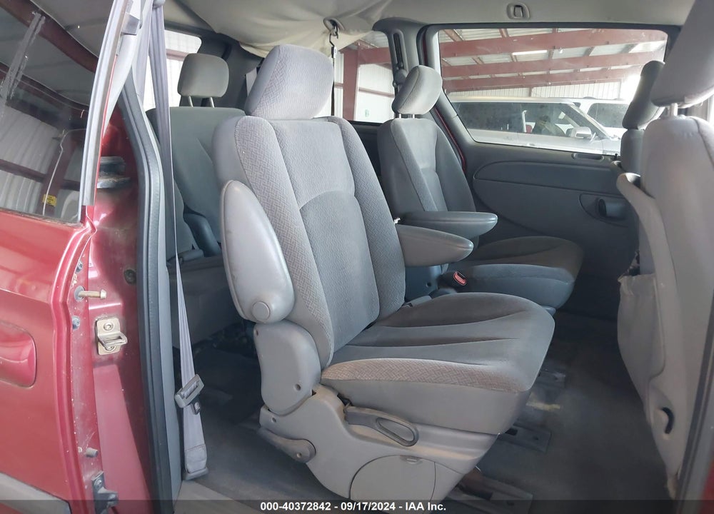 2005 DODGE CARAVAN SXT VIN: 1D4GP45R35B117983