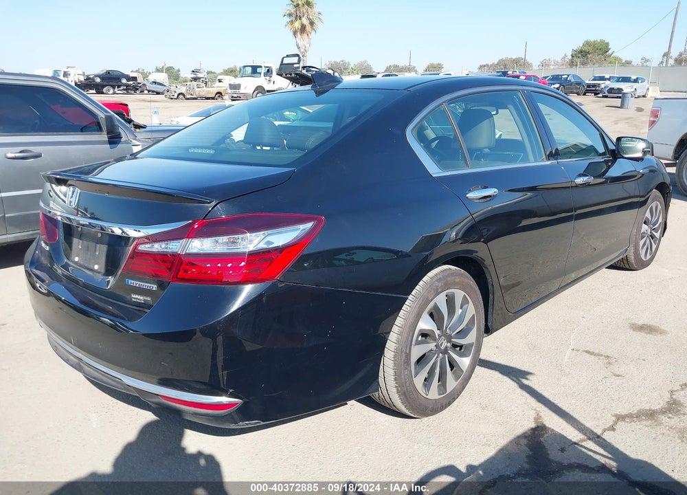 2017 HONDA ACCORD HYBRID EX-L VIN: JHMCR6F5XHC025277