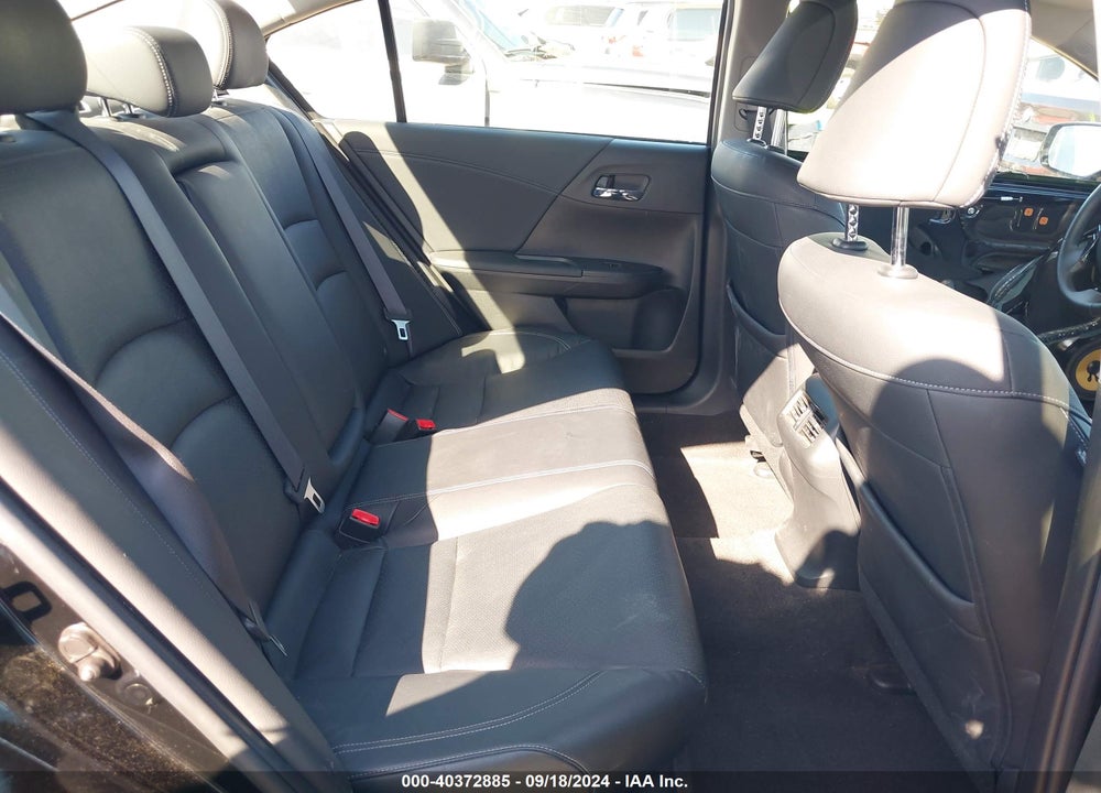 2017 HONDA ACCORD HYBRID EX-L VIN: JHMCR6F5XHC025277
