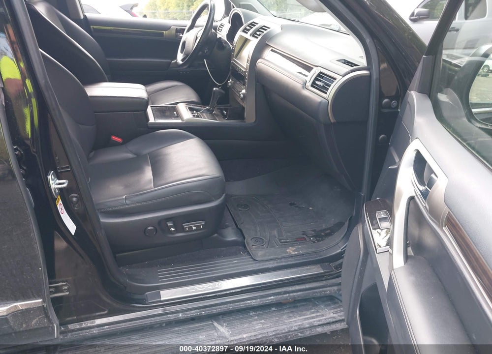 2015 LEXUS 460 VIN: JTJBM7FX4F5110584
