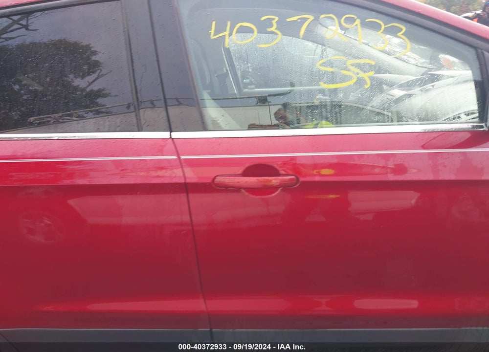 2015 FORD ESCAPE SE VIN: 1FMCU9G90FUB70172