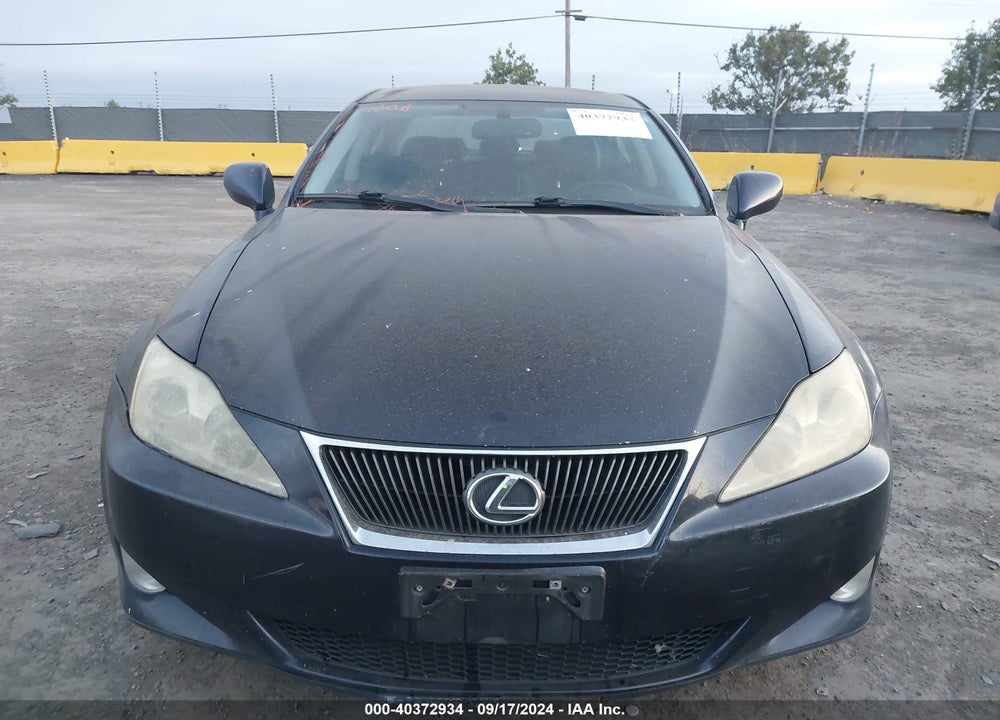 2008 LEXUS IS 350 VIN: JTHBE262085019563