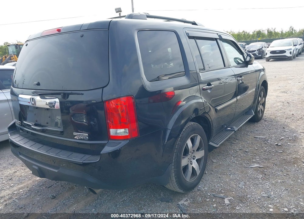 2012 HONDA PILOT TOURING VIN: 5FNYF4H91CB035499